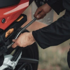 Juego De Alforjas PRO BLAZE H Con Soportes Triumph Street Triple 675 12-16 -Accesorios De Moto Ventas bchta1174030600b 3 78 1 1