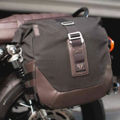 Juego Bolsas Y Soportes Legend Gear Triumph Bonneville T100-T120 Marrón -Accesorios De Moto Ventas bchta117432000x 1 bolsas bonneville sw