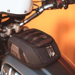 Bolsa Sobredeposito Legend Gear LT1 5.5L -Accesorios De Moto Ventas bctrs0040110000 3 bolsa legend 2